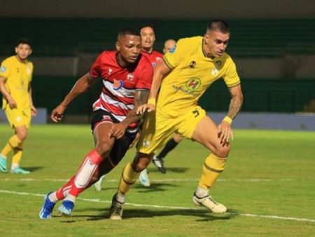 Madura United Tumbang di Kandang: Barito Putera Raih Kemenangan 4-2